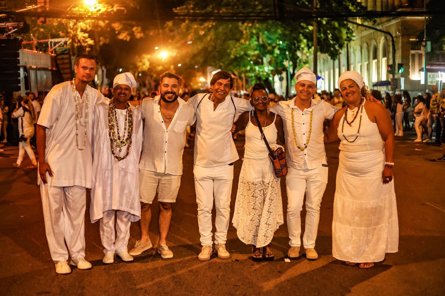 Viradouro levanta Niterói em ensaio na Amaral Peixoto