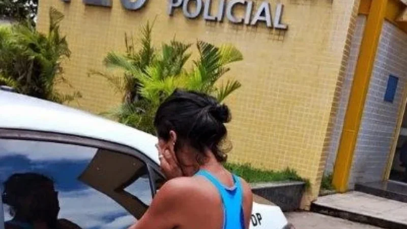 Foragida por tráfico de drogas é presa em Araruama
