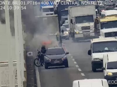 Incêndio em caminhão interdita Ponte Rio-Niterói