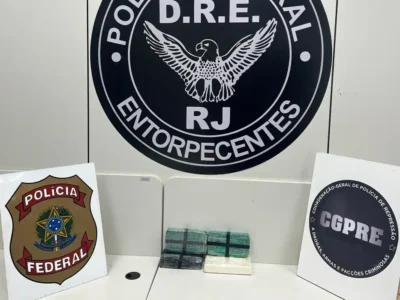 PF prende homem que transportava cocaína em rodovia no Rio