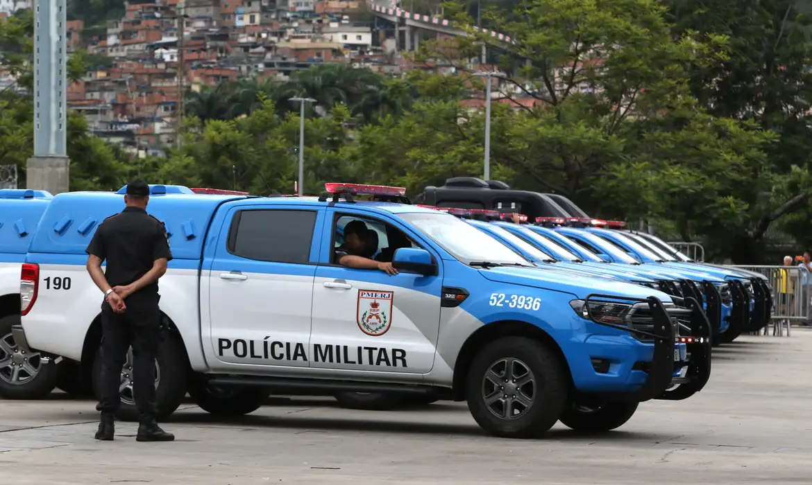 PM realiza operação em comunidades da zona norte do Rio