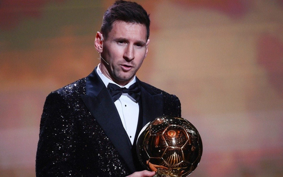 PSG investigado por suposto lobby para Messi ganhar Bola de Ouro
