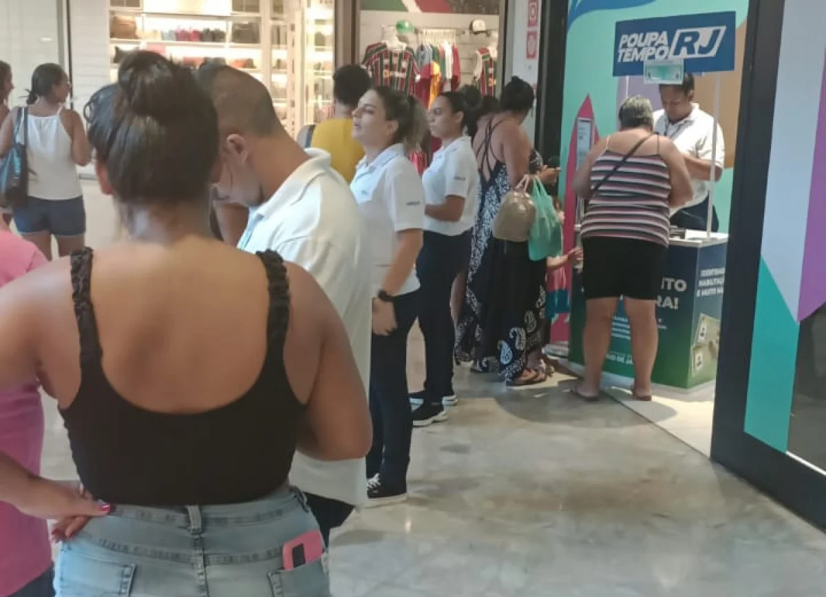 Terminal do Poupatempo chega ao Shopping Madureira