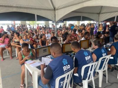 Favela com Dignidade: Ação social leva diversos serviços à comunidade da Maré