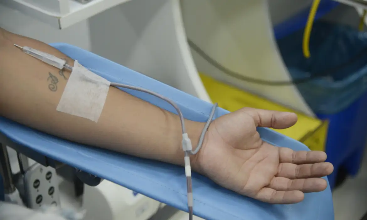 Inca lança campanha para aumentar estoque de sangue em 45%
