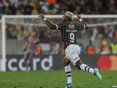 John Kennedy de volta ao Fluminense