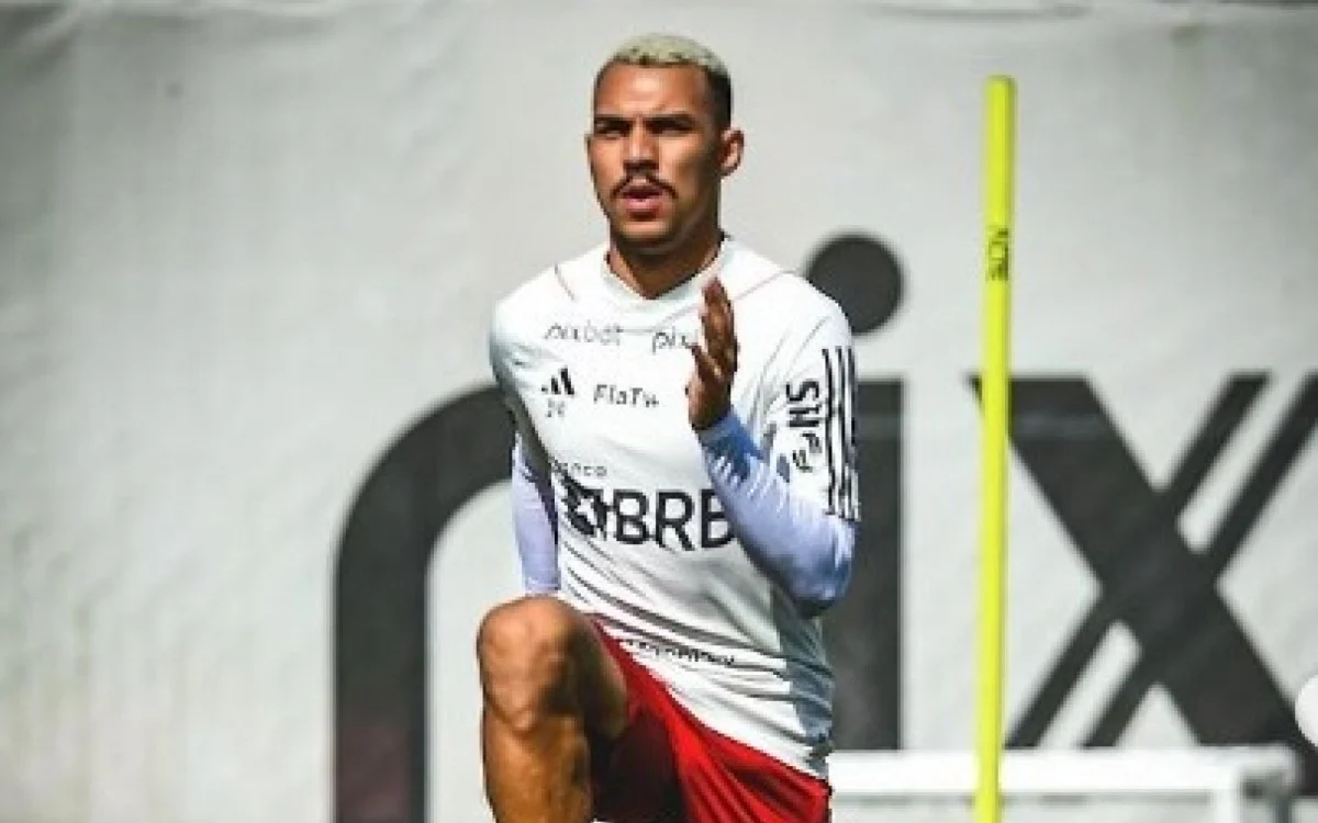 Lateral do Flamengo é questão de tempo no Corinthians, diz presidente