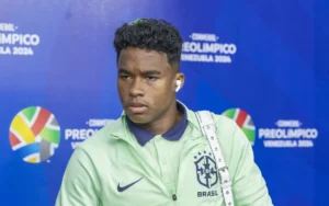 Real Madrid segue planos com Endrick, mesmo com chegada de Mbappé