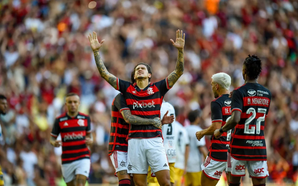 Pedro marca e celebra vitória do Flamengo