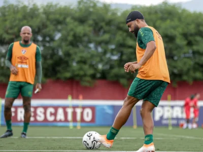 Samuel Xavier pode estrear pelo Fluminense contra a LDU