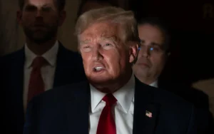 Trump em tribunal por gestão de documentos secretos