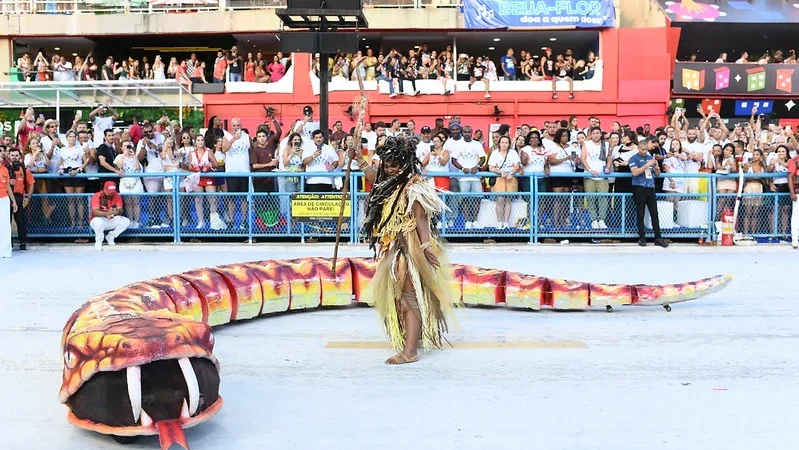 Campeã Viradouro vai desfilar no domingo de carnaval