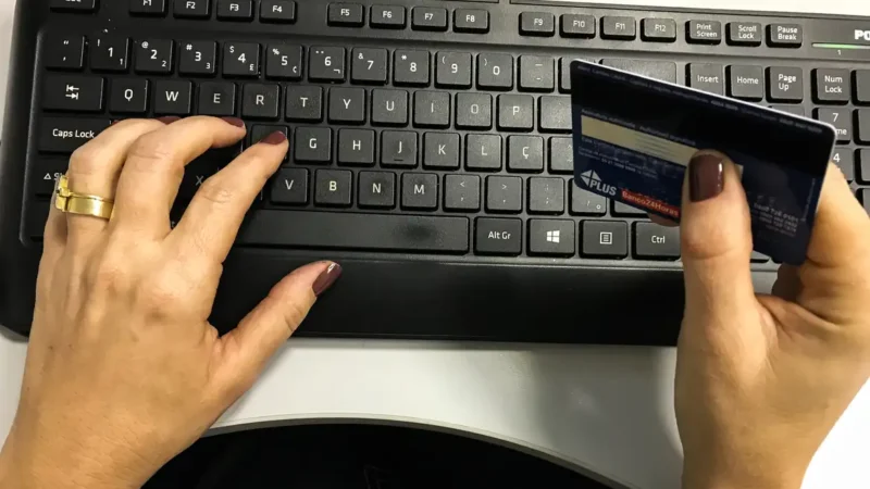 Camara-e.net e Procon RJ alertam sobre aumento de fraudes online