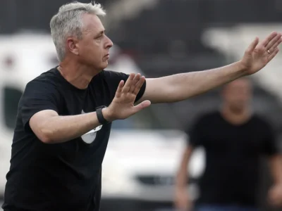 Ex-Botafogo, Tiago Nunes é o novo técnico do Unión Española
