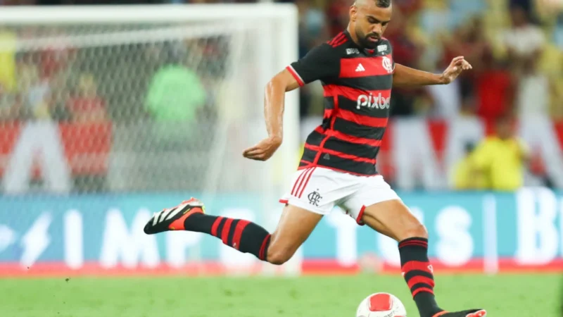 Flamengo: Fabrício Bruno fratura o nariz e usará máscara de proteção