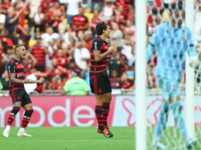 Flamengo atropela Nova Iguaçu e fica a um passo da taça Carioca