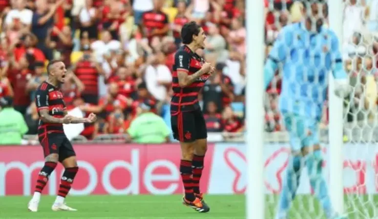 Flamengo atropela Nova Iguaçu e fica a um passo da taça Carioca