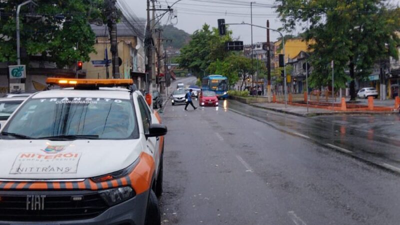 Alameda é liberada quatro horas após acidente