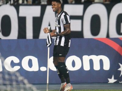 Júnior Santos: propostas de outros clubes, mas foco no Botafogo