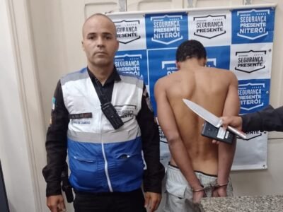 Ladrão armado com faca é preso no Centro de Niterói