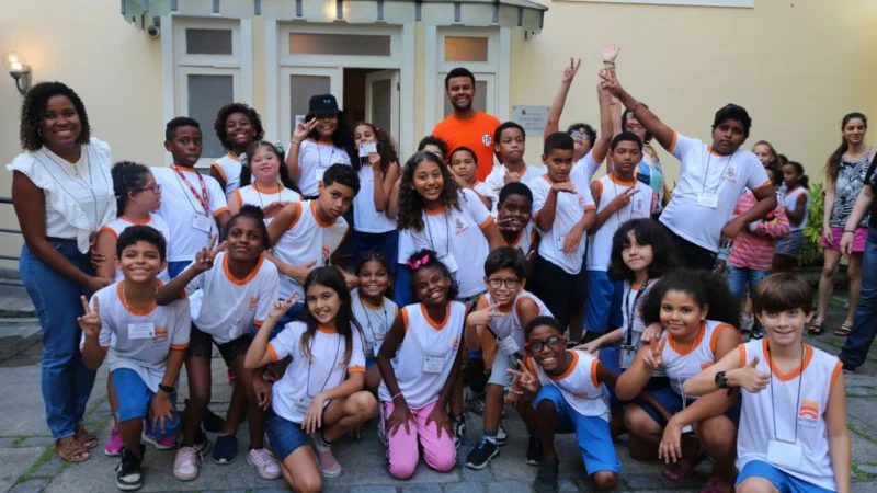 Niterói: Musical encanta alunos da rede municipal