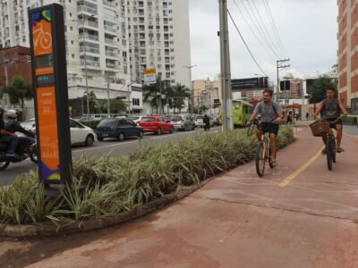Niterói: Totem informa fluxo de ciclistas na Avenida Marquês do Paraná