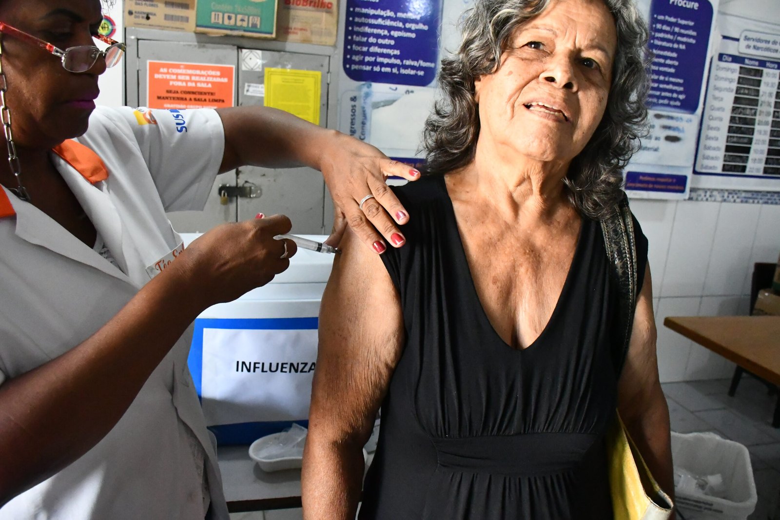 Niterói inicia campanha de vacinação contra a gripe