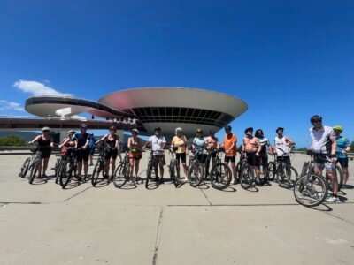 Niterói recebe grupo de cicloturistas da Noruega