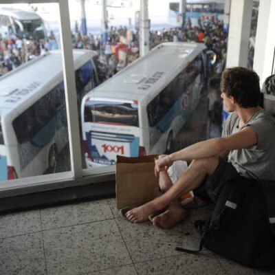 Traficante é presa com 30 kg de maconha na Rodoviária do Rio