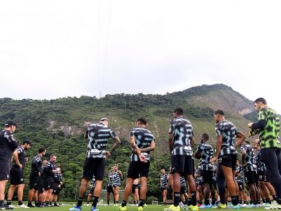 Técnico à caminho: Botafogo se prepara para Libertadores e Brasileirão