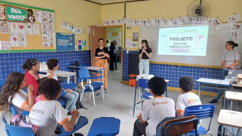UFF ajuda a inserir meninas no mercado de trabalho na área de tecnologia da informação