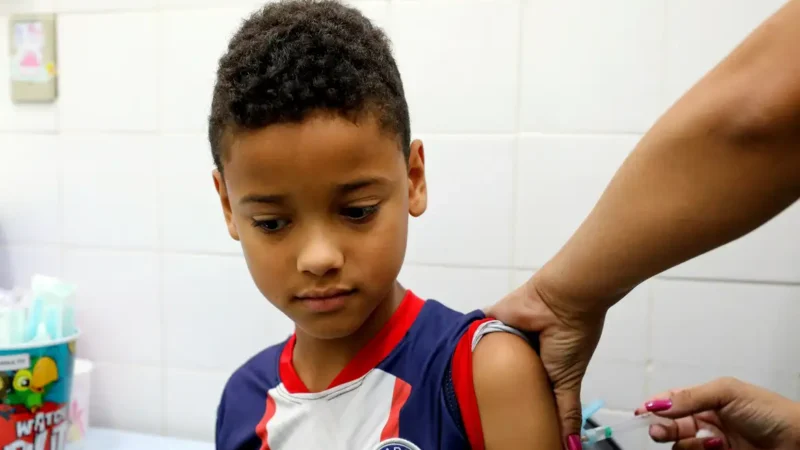 Vacinação contra dengue é ampliada para mais 154 municípios