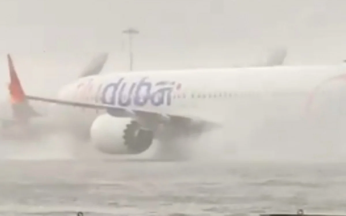 Aeroporto de Dubai é inundado e voos são cancelados - Vídeo