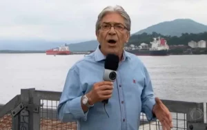 Afonso Mônaco, icônico jornalista do 'Domingo Espetacular', morre aos 78 anos