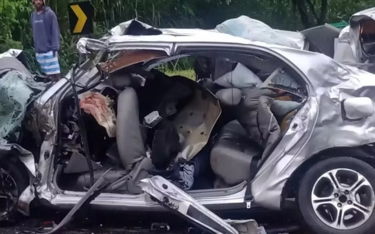 Cinco membros de família de Caxias morrem em acidente de carro