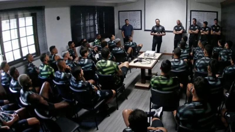Com nova comissão técnica, SAF do Botafogo 'vira a página'