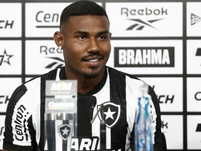 Botafogo apresenta Cuiabano