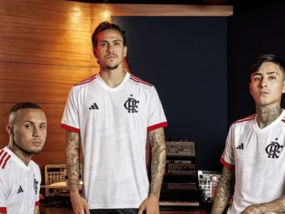 Flamengo lança oficialmente a nova segunda camisa