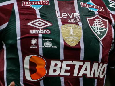Fluminense estreia novo patrocinador máster na Libertadores