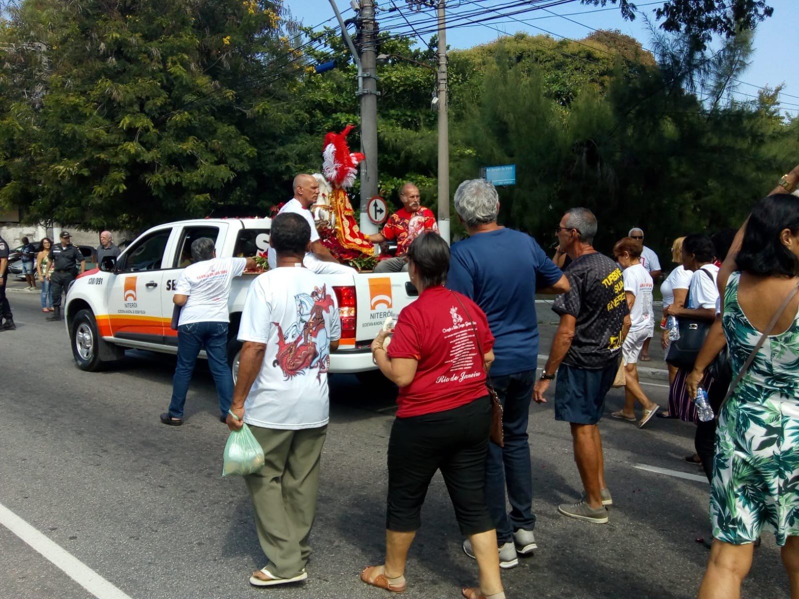 Leste Fluminense celebra São Jorge