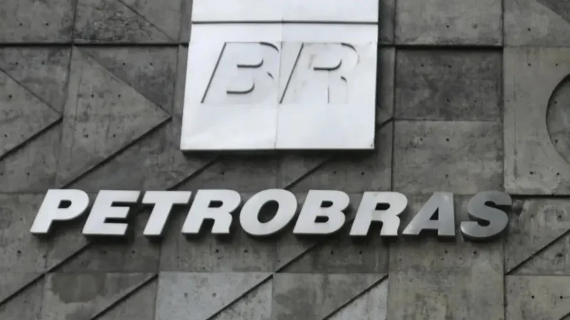 Petrobras vai recorrer da suspensão de conselheiro