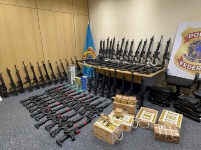 Polícia Federal faz operação mirando tráfico internacional de armas