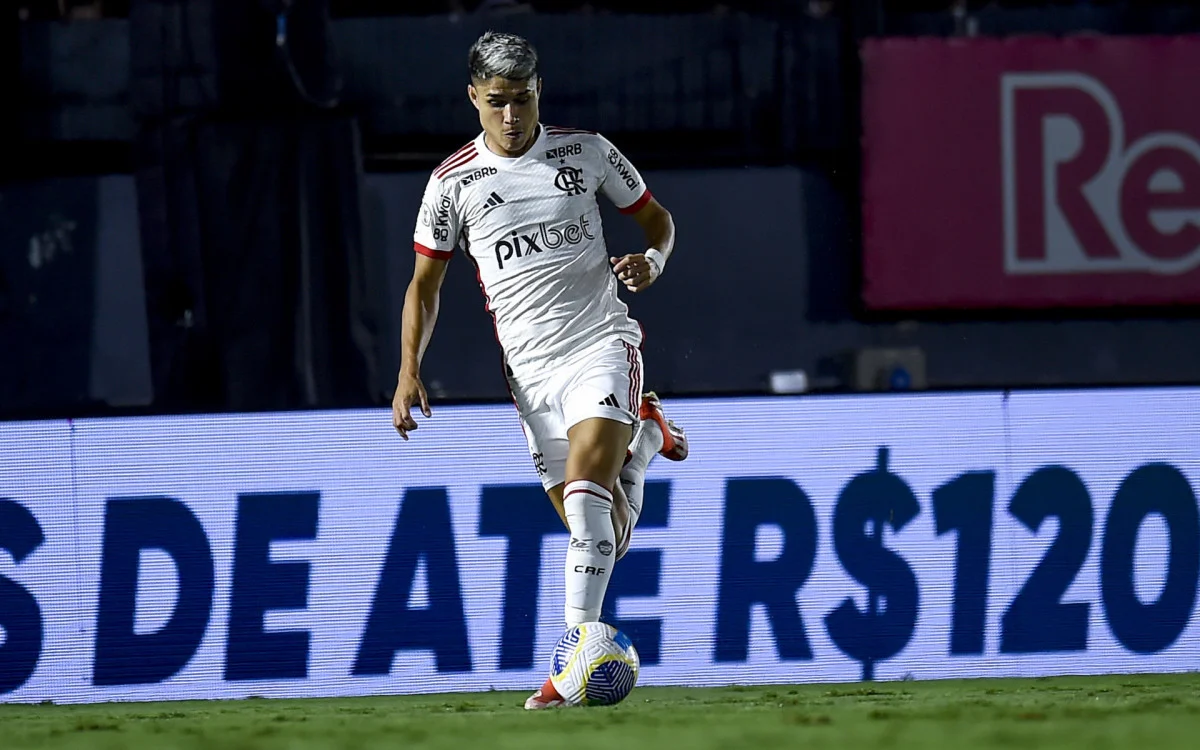 Áudios do VAR de jogo entre Flamengo e Bragantino é divulgado pela CBF