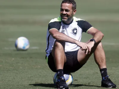 Botafogo busca a liderança na Libertadores