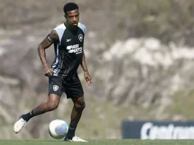 Botafogo busca inteligência para vencer o Vitória, diz Tchê Tchê