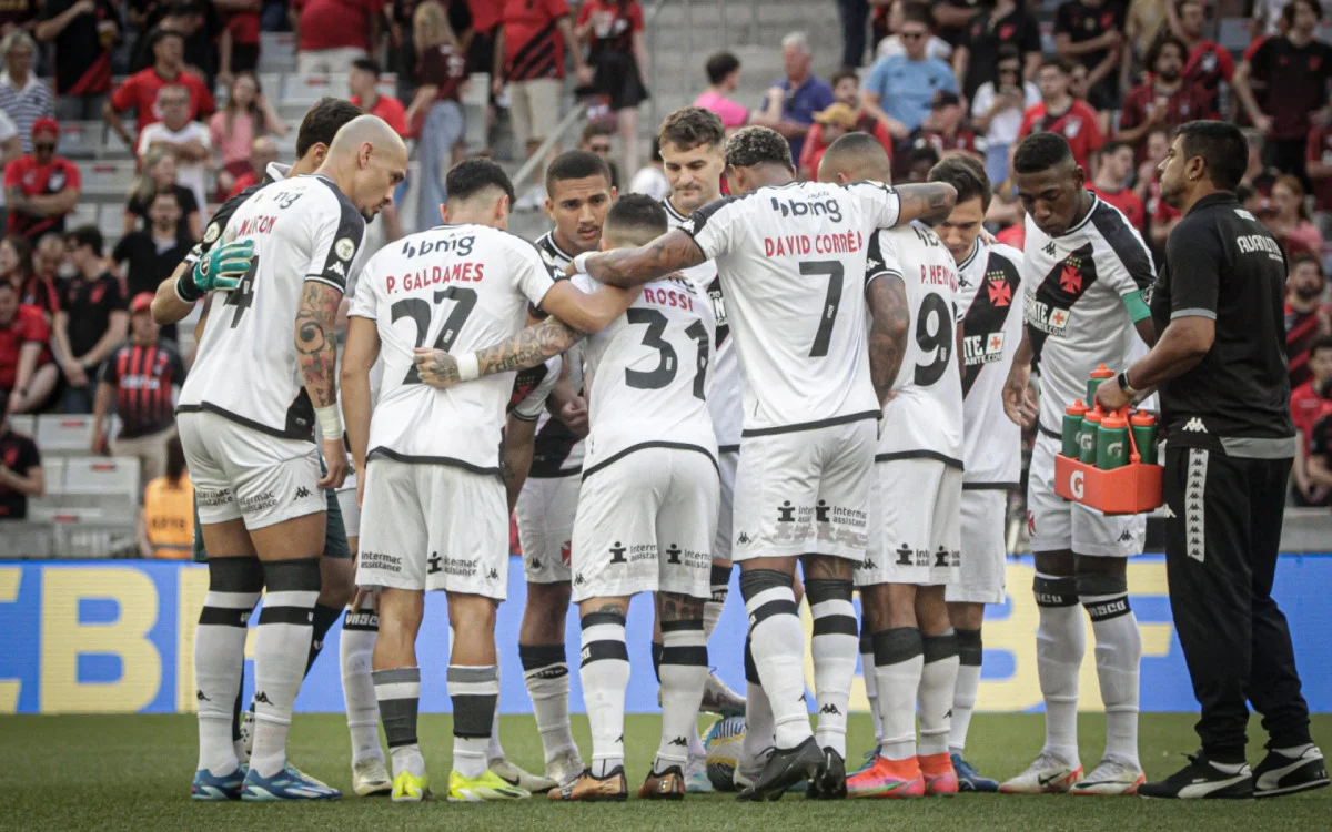 Carne de segunda: Athletico-PR moe o Vasco