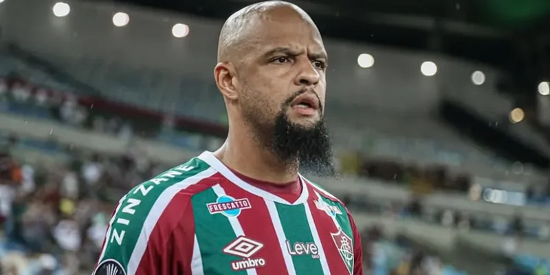Futuro de Felipe Melo no Fluminense é incerto