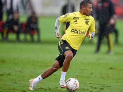 Flamengo: De La Cruz volta aos treinos e está pronto para o jogo