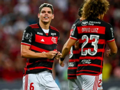Flamengo perde Ayrton Lucas por lesão muscular