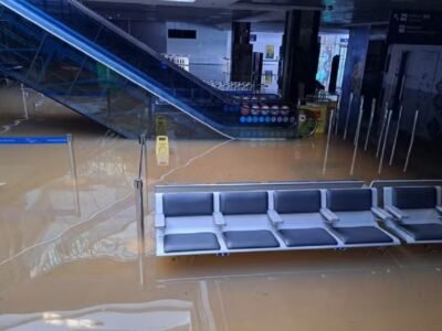 Aeroporto de Porto Alegre fechado por inundação no RS